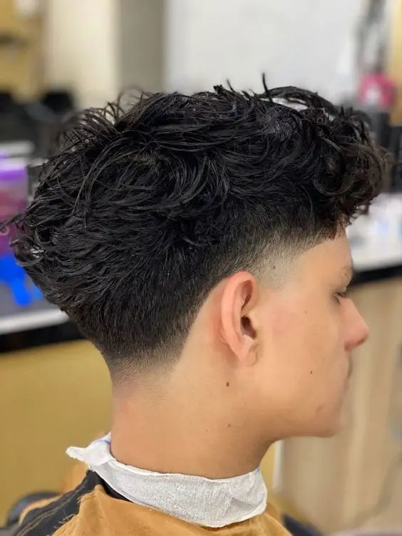Taper fade men’s haircut at MORI Hair Studio